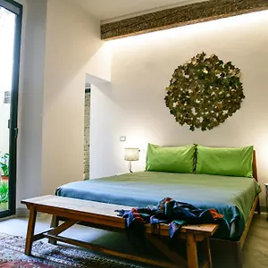 Casa S A F E R Apartment